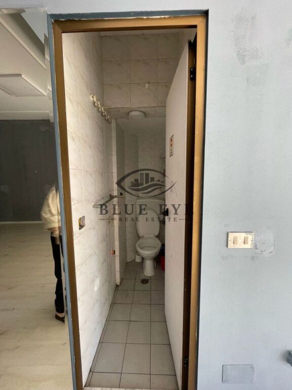 Premises for rent near the Durres village market