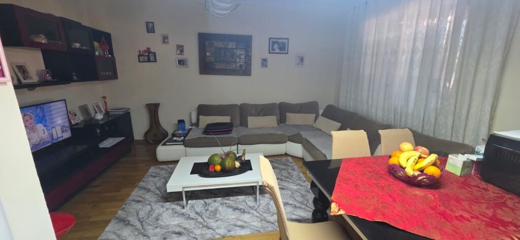 Appartamento 1+1 in vendita a Kombinat