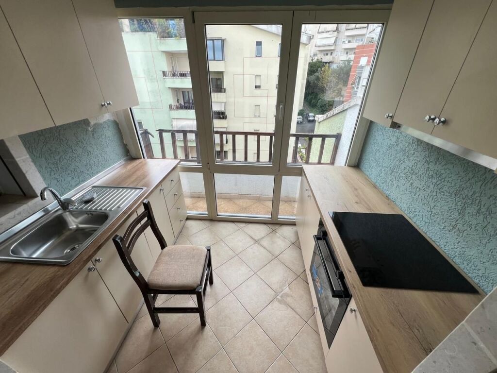 🏡 Exclusive Apartment 2+1+Parking for Sale near the Botanical Garden