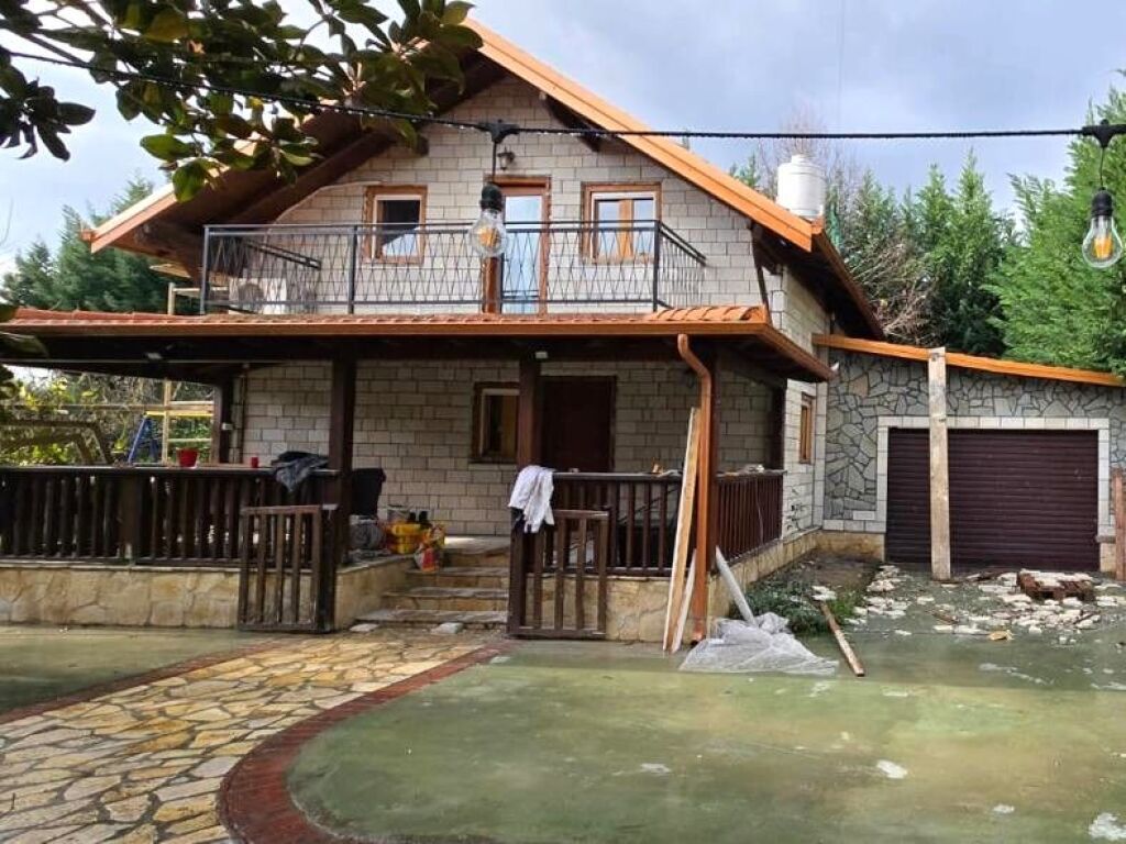 FARM – AGROTURISM WITH VILLAS AND LAND FOR SALE NEAR RINAS