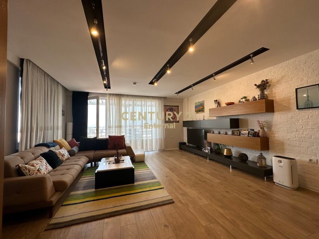 Duplex 3+1 me qira tek Kodra e Diellit 1