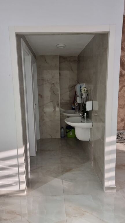 Affitto | Ambjent Biznesi | Rruga e Dibrës | 3200 €/mese