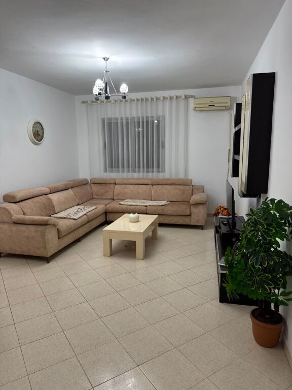 Rent | Apartament 3 + 1 | Bar Oslo | 500 €/month