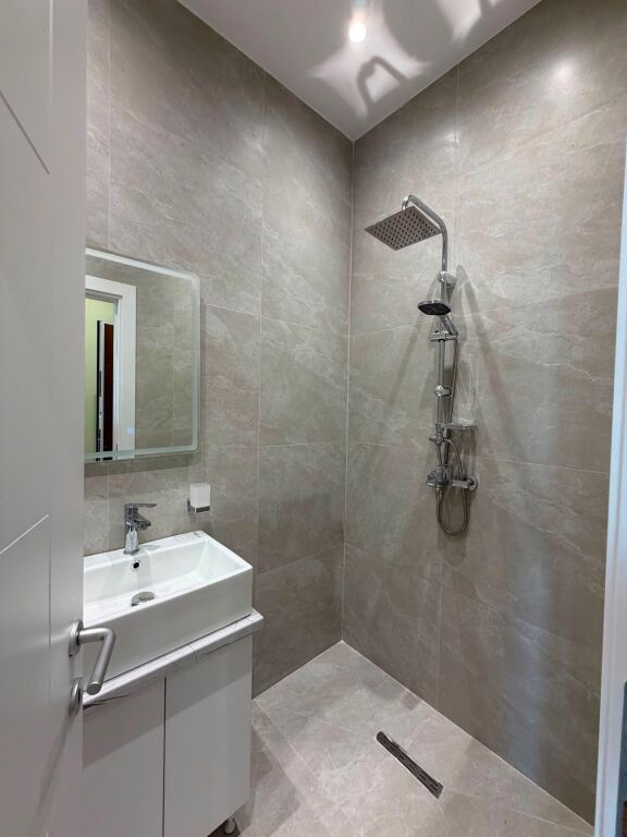 🏡 Shitet Apartament 2+1 në Myslym Shyri, Tiranë