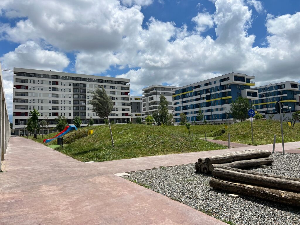 Apartment 2+1+2 for sale Univers City, Tirana