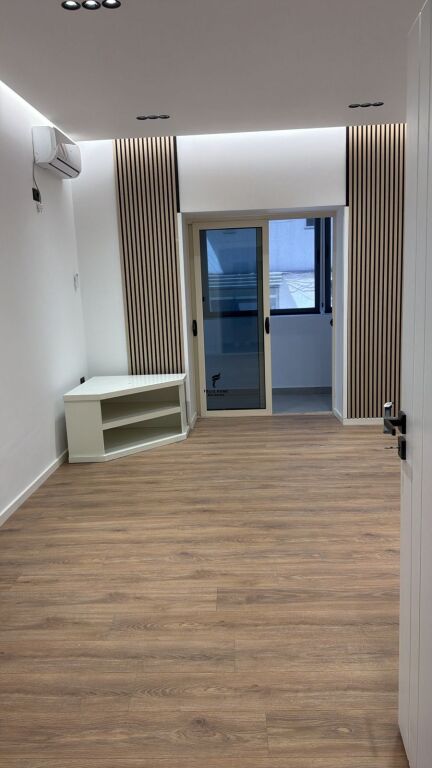 OFFICE FOR RENT 70 M2 VASIL SHANTO 55,000 LEKE FH-79007
