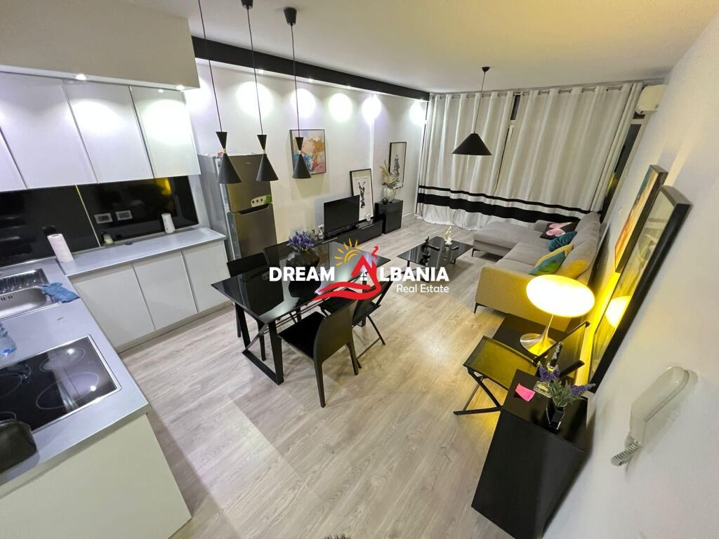 Apartment 1+1 for Rent – 21 December (complex contact) in Tirana (ID 42111605)