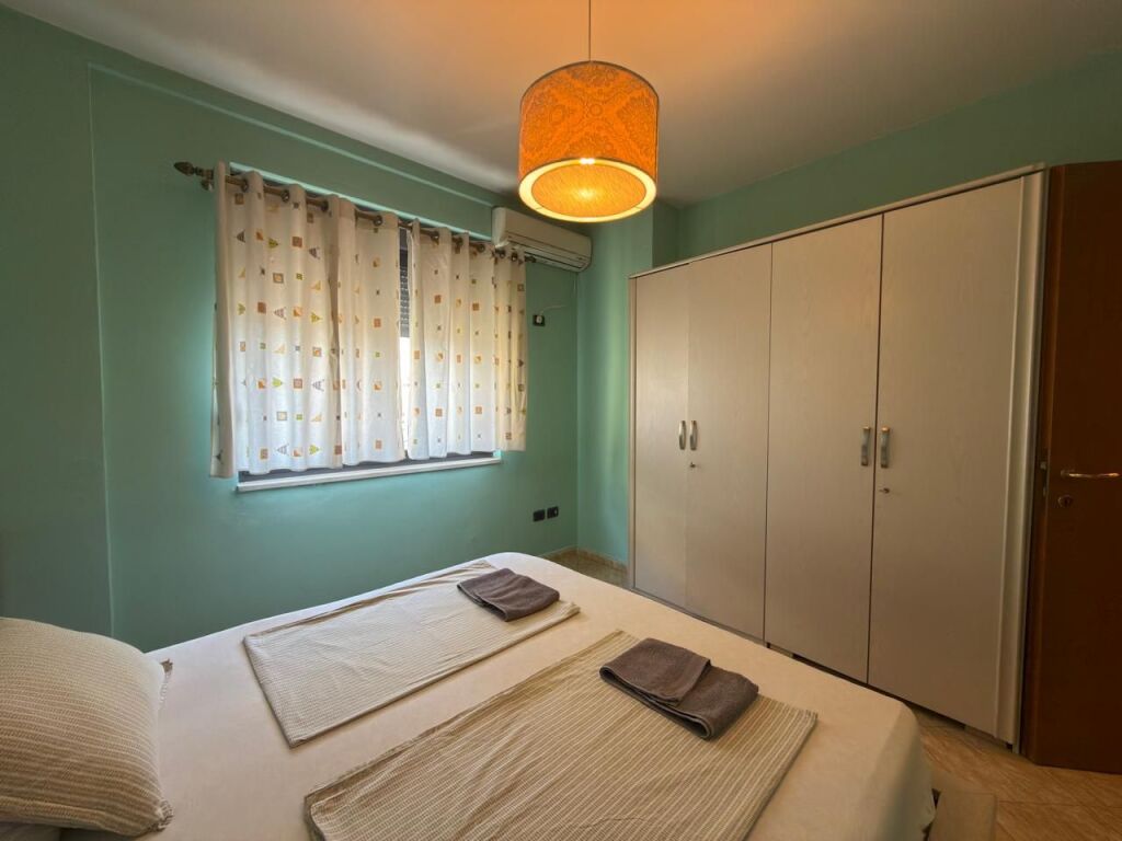 Affitto, Appartamento 2+1+2, "Centro 9 piani", Tirana