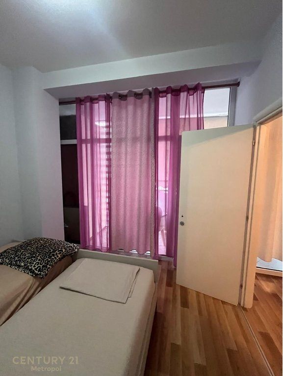 Apartment 2+1 for sale at Komuna e Parisit Metropol142879