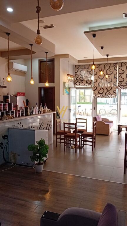 BAR-CAFFÈ 90 M2 IN AFFITTO A KAMEZ 600 EURO