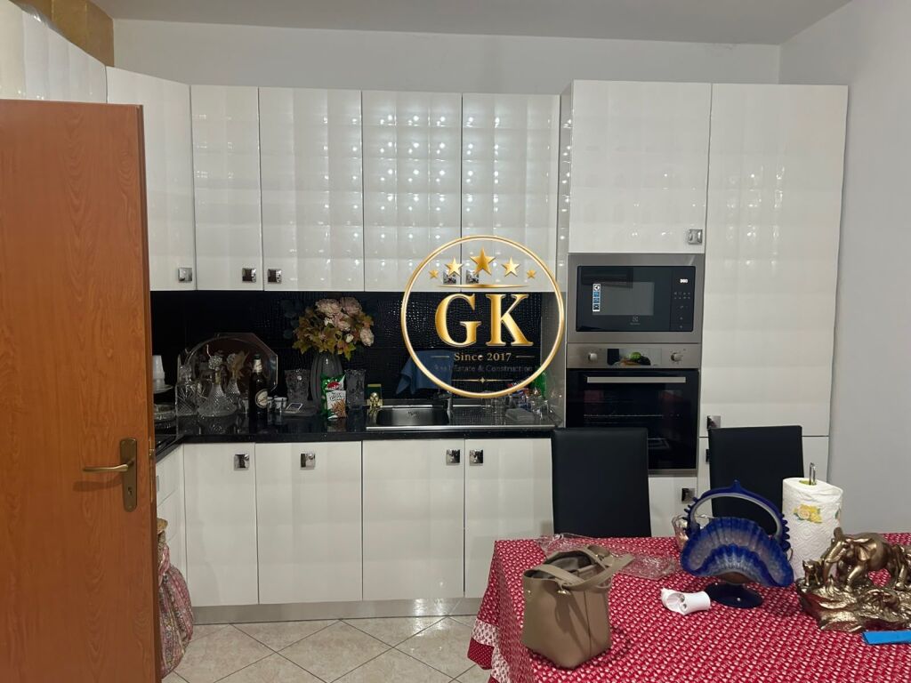 🏡 APPARTAMENTO IN AFFITTO 2+1 CON BALCONE STAZIONE DEI TRENI DURRES