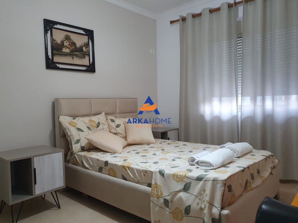 SHITET APARTAMENT 2+1 "TE RRUGA E DURRESIT" 180.000 EURO