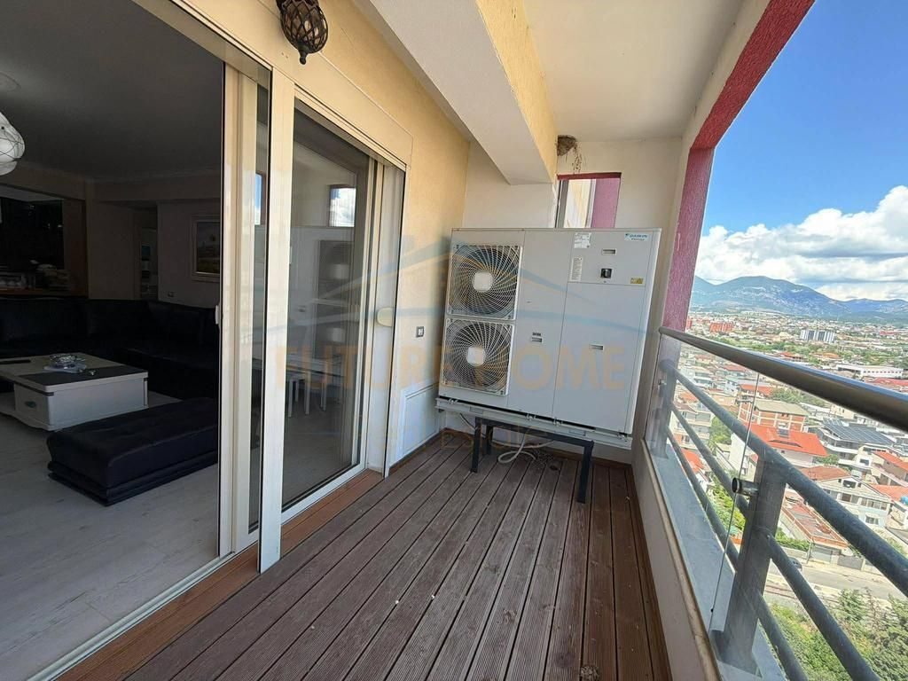 Shitet, Apartament 2+1+2 + Post Parkimi, Kompleksi Malajzjan