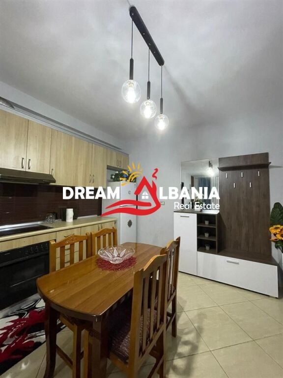 2+1 apartment for rent on Haxhi Hysen Dalliu street near the Faculty of Natural Sciences (ID 42215094)