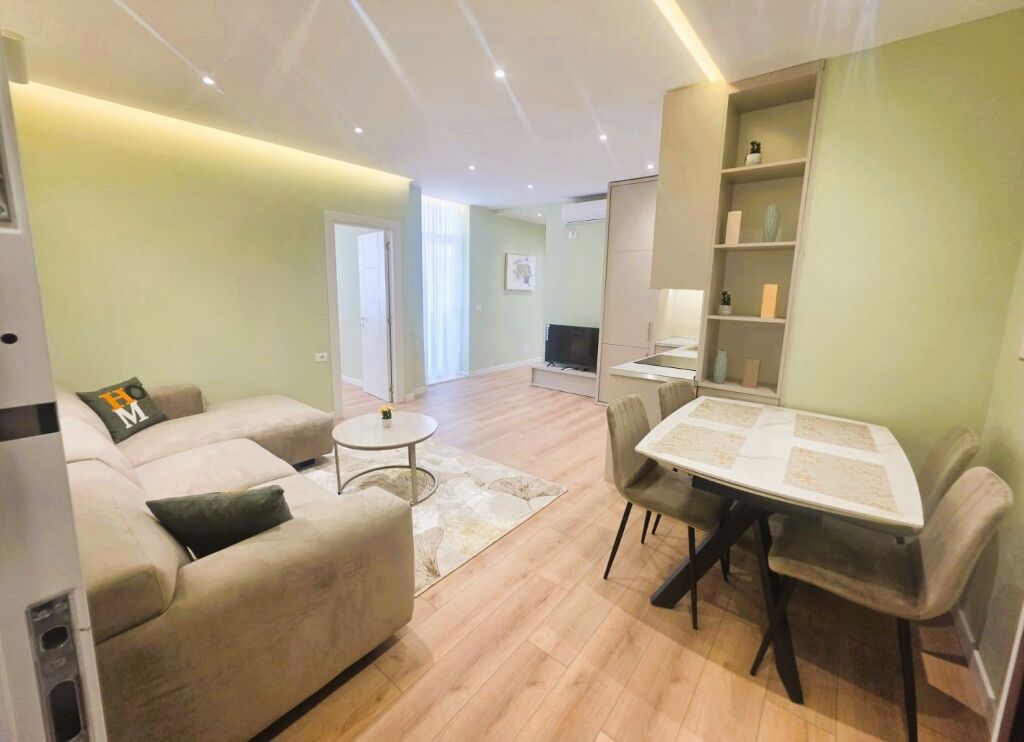 🏡✨ Shitet Apartament 2+1 në Myslym Shyri, Tiranë ✨🏡