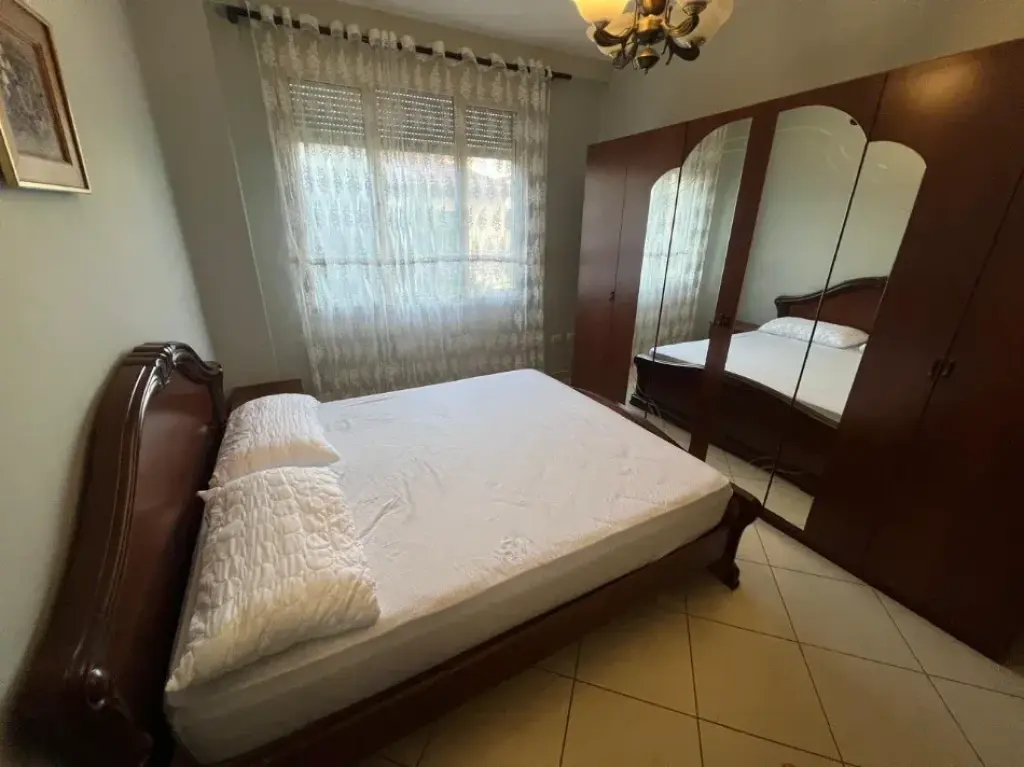 Qera | Apartament 1 + 1 | Rruga Fortuzi | 550 €/muaj