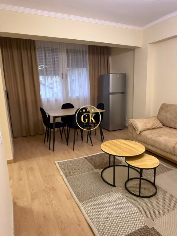 🏡 APARTAMENT ME QERA 1+1 | PRANË BLUE STAR, QENDËR DURRËS