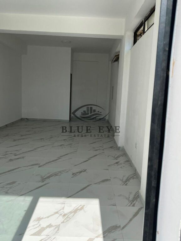 BUSINESS PREMISES FOR RENT