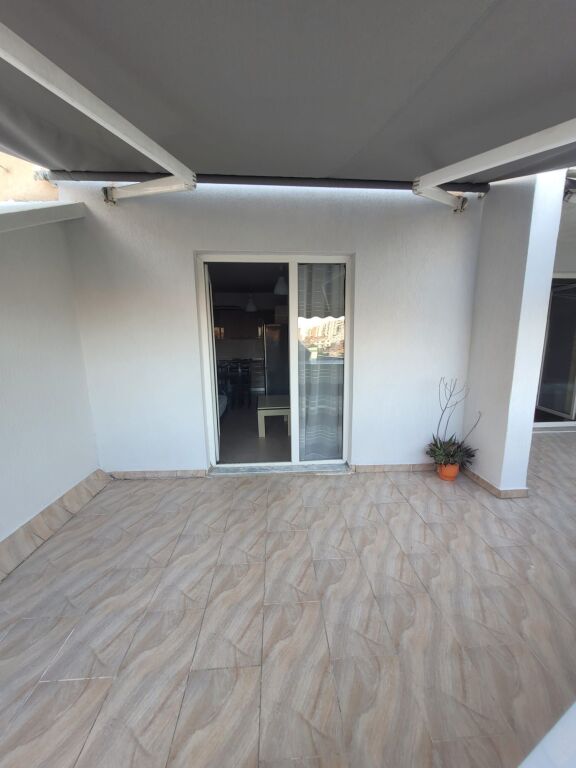 IN VENDITA 1+1 BAR ARTISTI, ASTIR /120.000 EURO