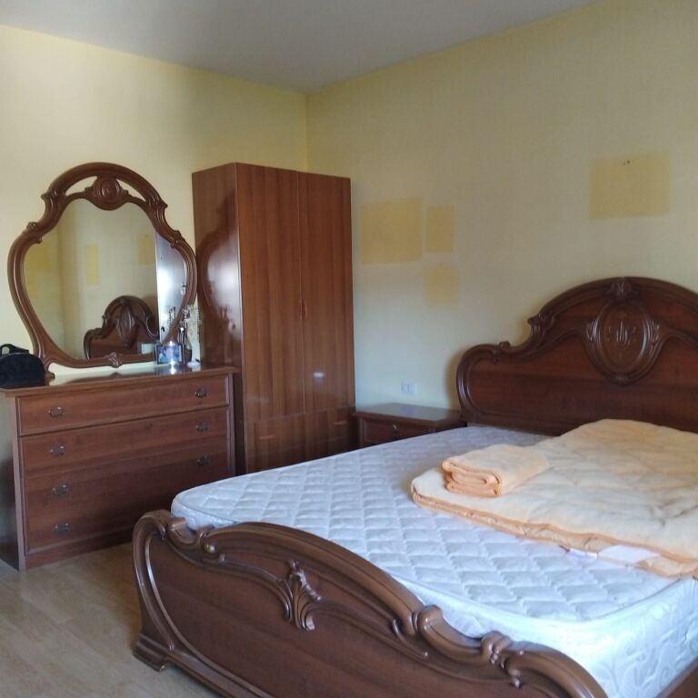 Appartamento 2+1+2 + Balcone in vendita – Via Kosovarëve !