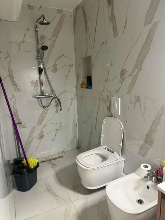 Appartamento 1+1 in Affitto – Complesso Panorama 2, Ipoteca (Di fronte a SPAK) 600 mila leke
