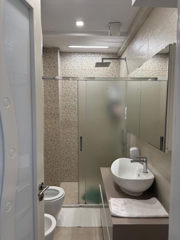2+1, near Dinamo stadium, 1200 euros