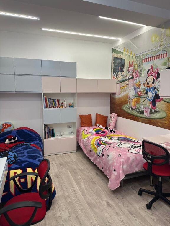 2+1, near Dinamo stadium, 1200 euros