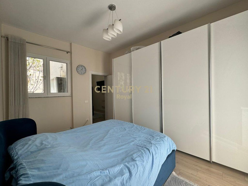 Appartamento 2+1 in affitto in Via Barricate, Tirana - 800€ | 75 m²