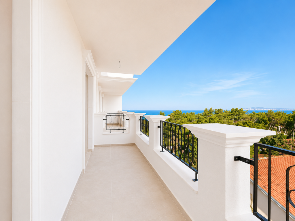 Apartment 1+1 with Spacious Area for Sale in Golem, Kavajë
