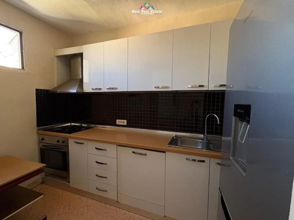 Apartament Me Qera 2+1 Tek Shkolla e Baletit (ID B221432) Tirane