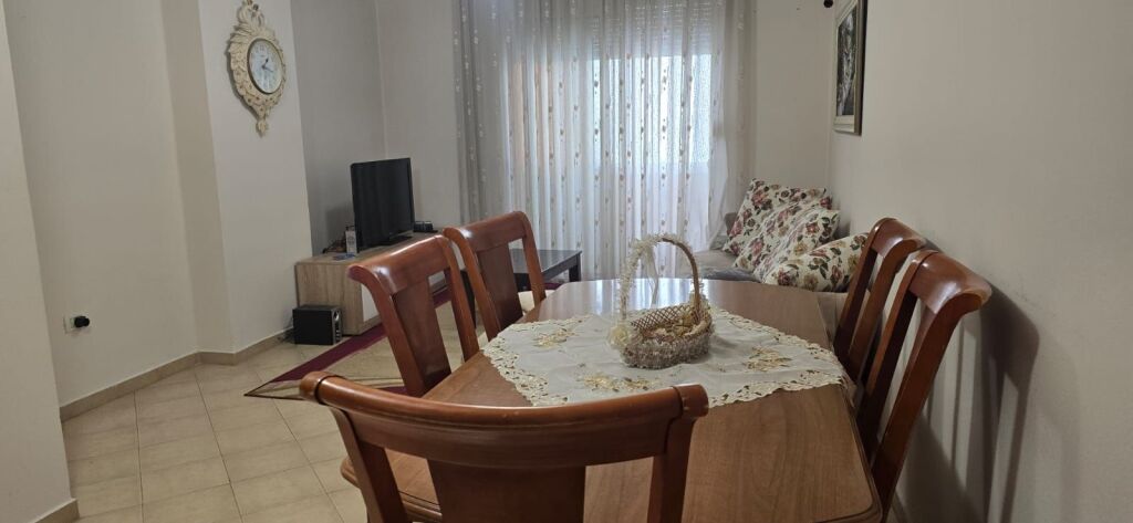 Qera | Apartament 2 + 1 | Astir | 450 €/muaj