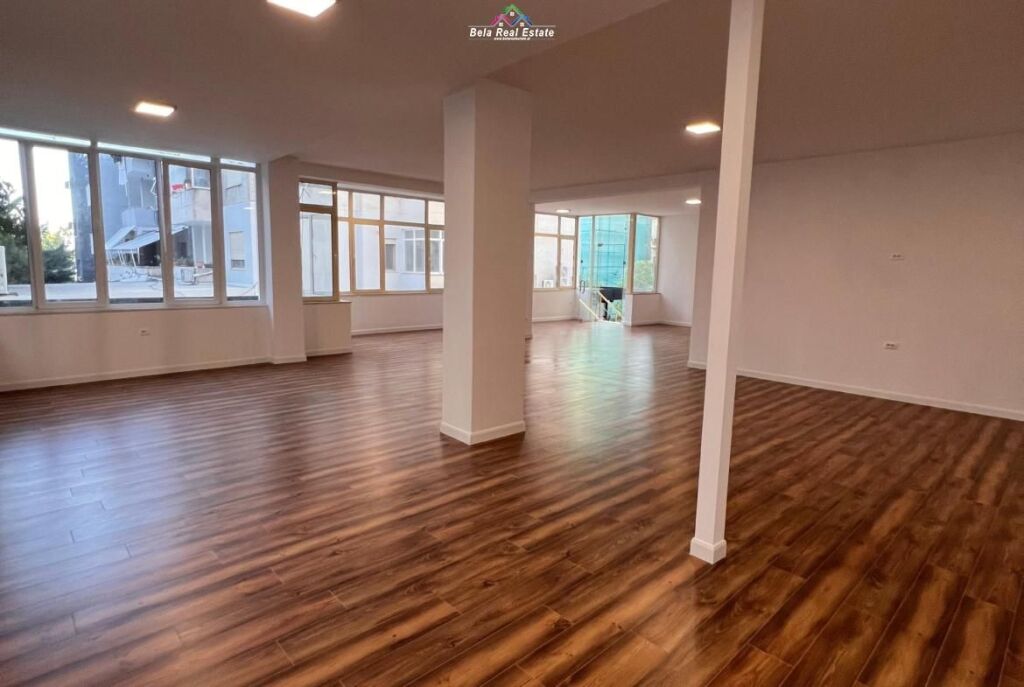 Ufficio in Affitto al Lago Secco (ID BZ2989) Tirana