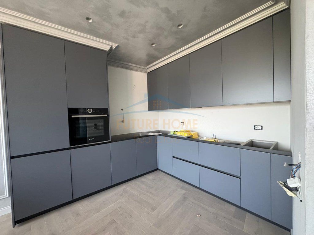 apartament ne shitje