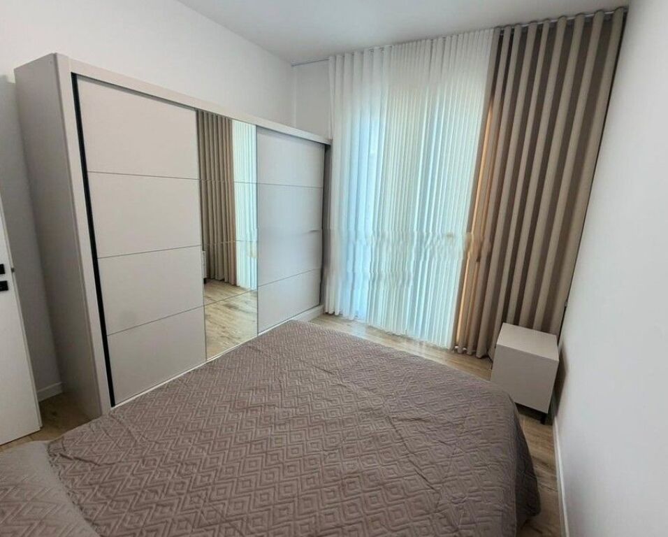 Si affitta un appartamento moderno 2+1, Centro Emerald
