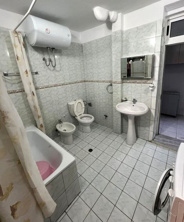 Apartment 2+1 for rent, 50000 leke per month, Kongresi i Manastirit street (Mother Teresa hospital)