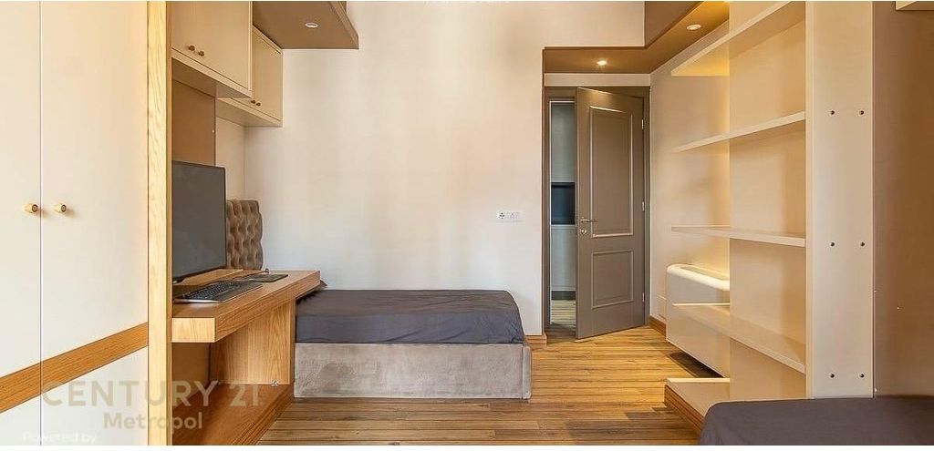 Appartamento di lusso 2+1+2 con 2 balconi in affitto – Myslym Shyri, Tirana 1.950 € /Mese