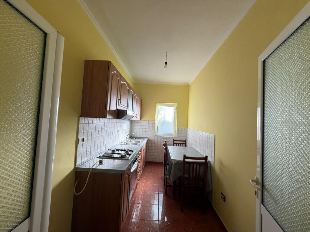 For rent 1st floor of a private house 2+1