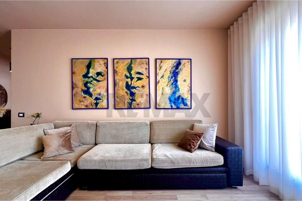 Appartamento - In Affitto - Via Haxhi Hysendalliu, Tirana