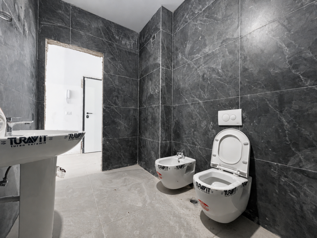 Shitet Apartament 2+1 në Aura Complex, Tiranë