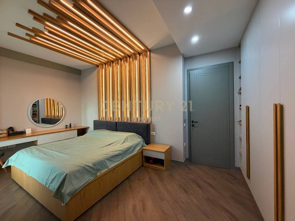 SQUARE 21, SHESIM APARTAMENT 2+1+2