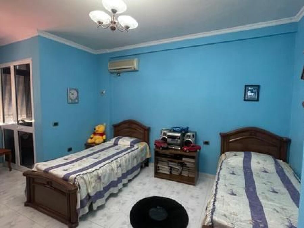 Shitet, Apartament 2+1+2, Irfan Tomini, Tiranë