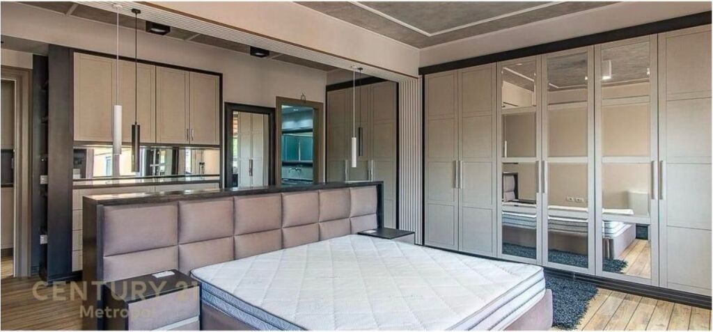 Apartament luksoz 2+1+2 me 2 ballkone me qira – Myslym Shyr, Tiranë