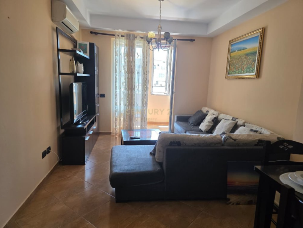 FRESKU, Jepet apartament 1+1 me Qera, 360 € /Muaj