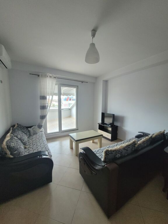 IN VENDITA 1+1 BAR ARTISTI, ASTIR /120.000 EURO