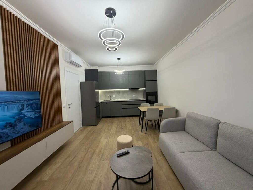 Apartament 1+1 per qira tek Kika 2 tek Komuna e Parisit.