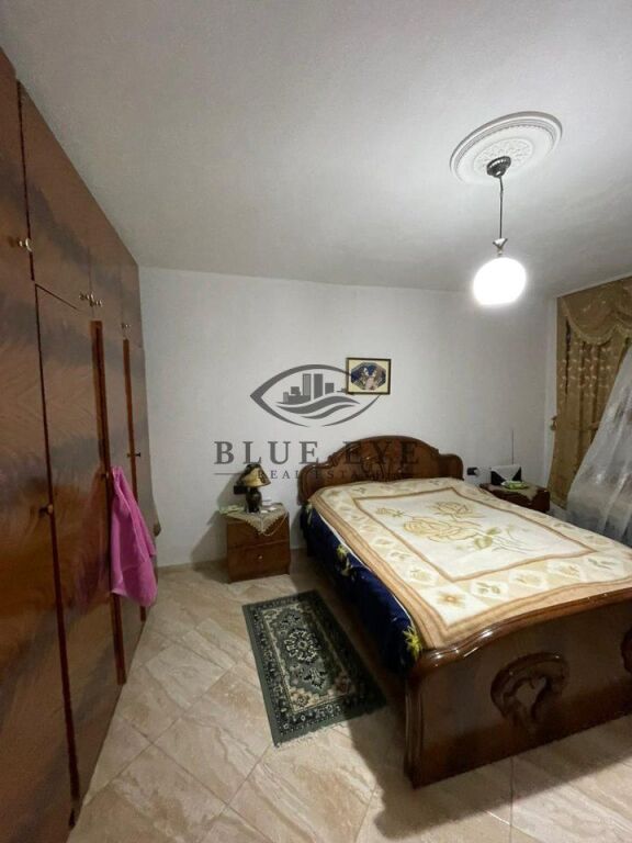 Shtëpi 2+1 në shitje te Stadiumi, Durrës