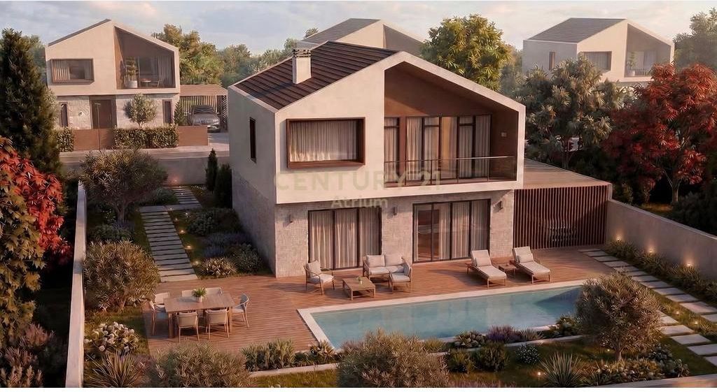 OKAZION NE LUNDËR. VILË NË SHITJE 550,000 €