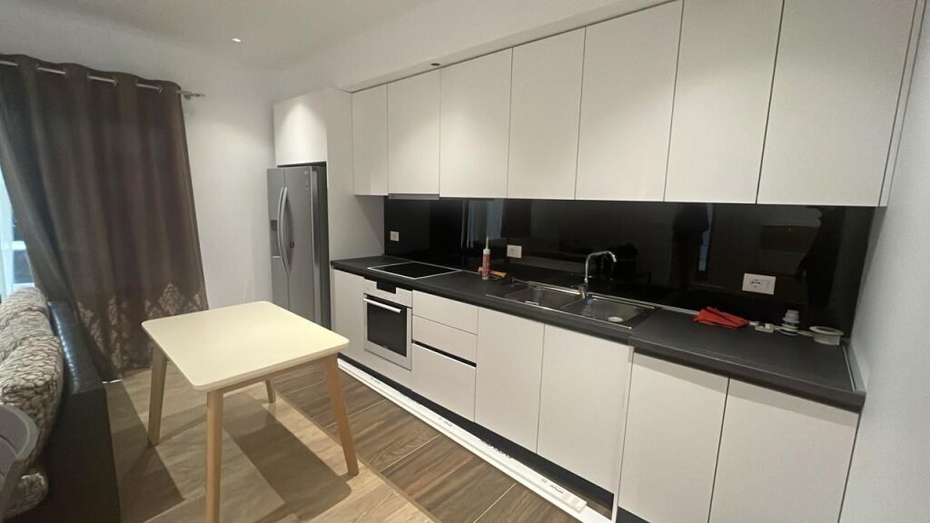 In affitto Appartamento 2+1 a 5 Maj/ Via Dervish Luzha