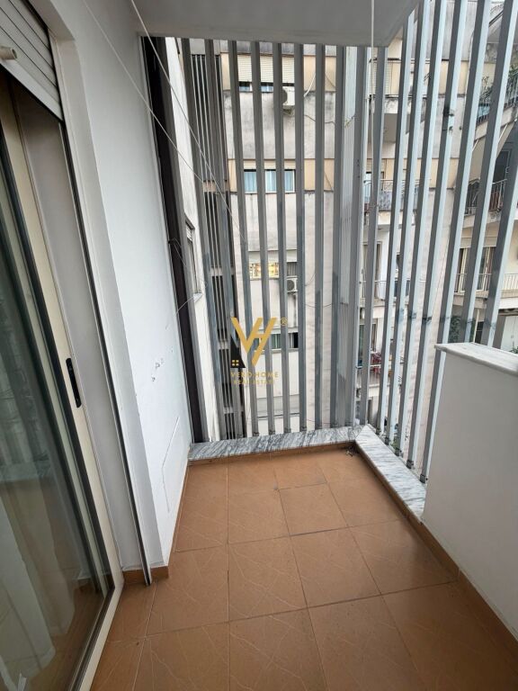 AFFITTASI APPARTAMENTO 2+1+2+BLK A DON BOSKO 800 EURO