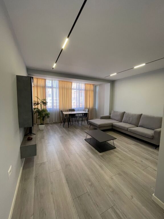 🏡 Jepet me Qira Apartament 2+1 – 21 Dhjetori